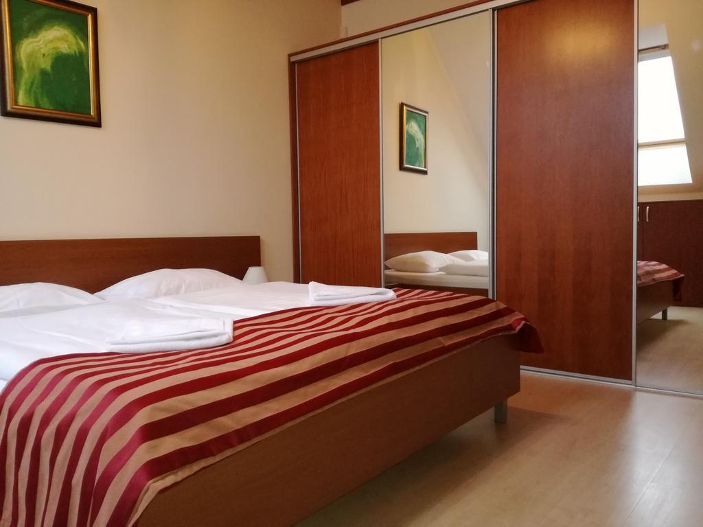 Luxury Apartment Bešeňová Esterno foto